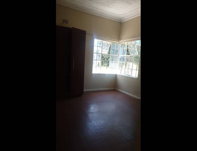1 bed property to rent in HIGHLANDS NORTH